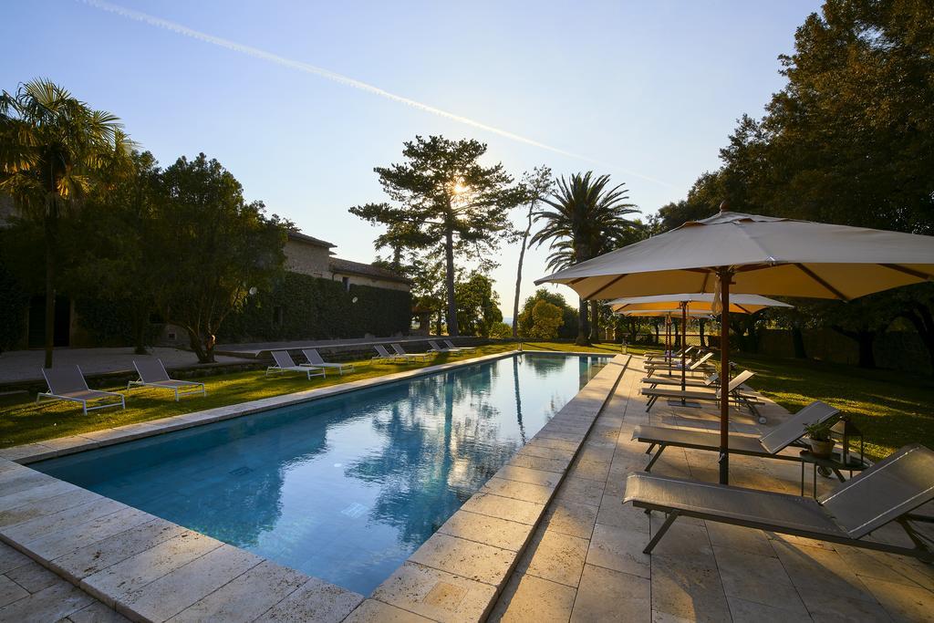La Pescaia Resort Экстерьер фото